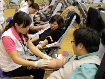 Gần 1% dân số Việt Nam hiến máu tình nguyện - ảnh 1